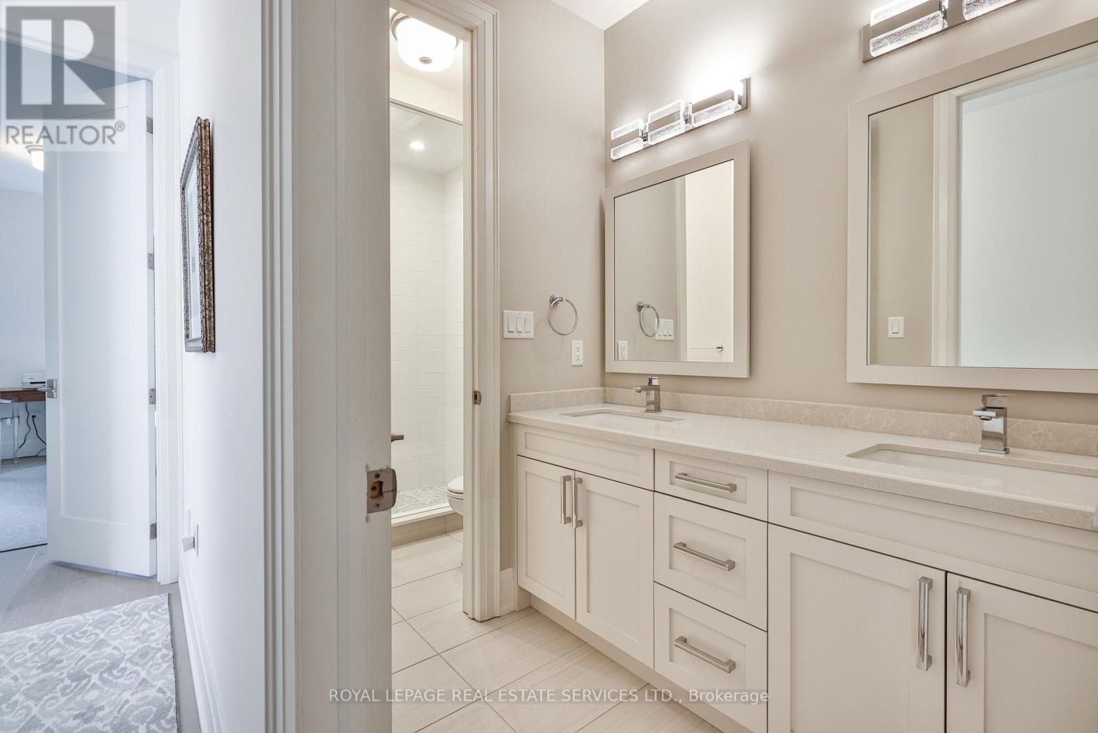 Th2 - 290 St Clair Avenue W, Toronto, Ontario  M4V 1S3 - Photo 22 - C13095732
