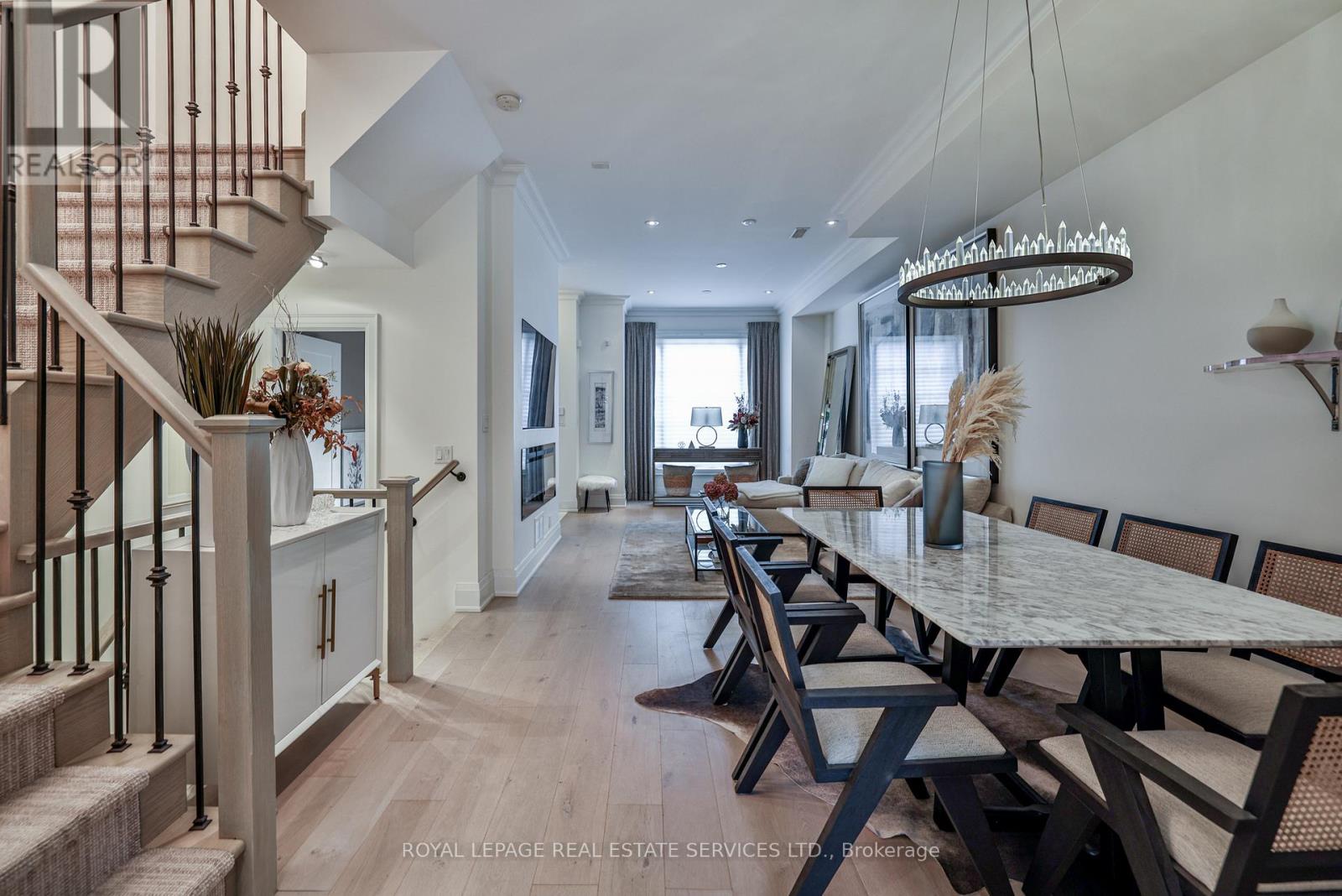Th2 - 290 St Clair Avenue W, Toronto, Ontario  M4V 1S3 - Photo 7 - C13095732