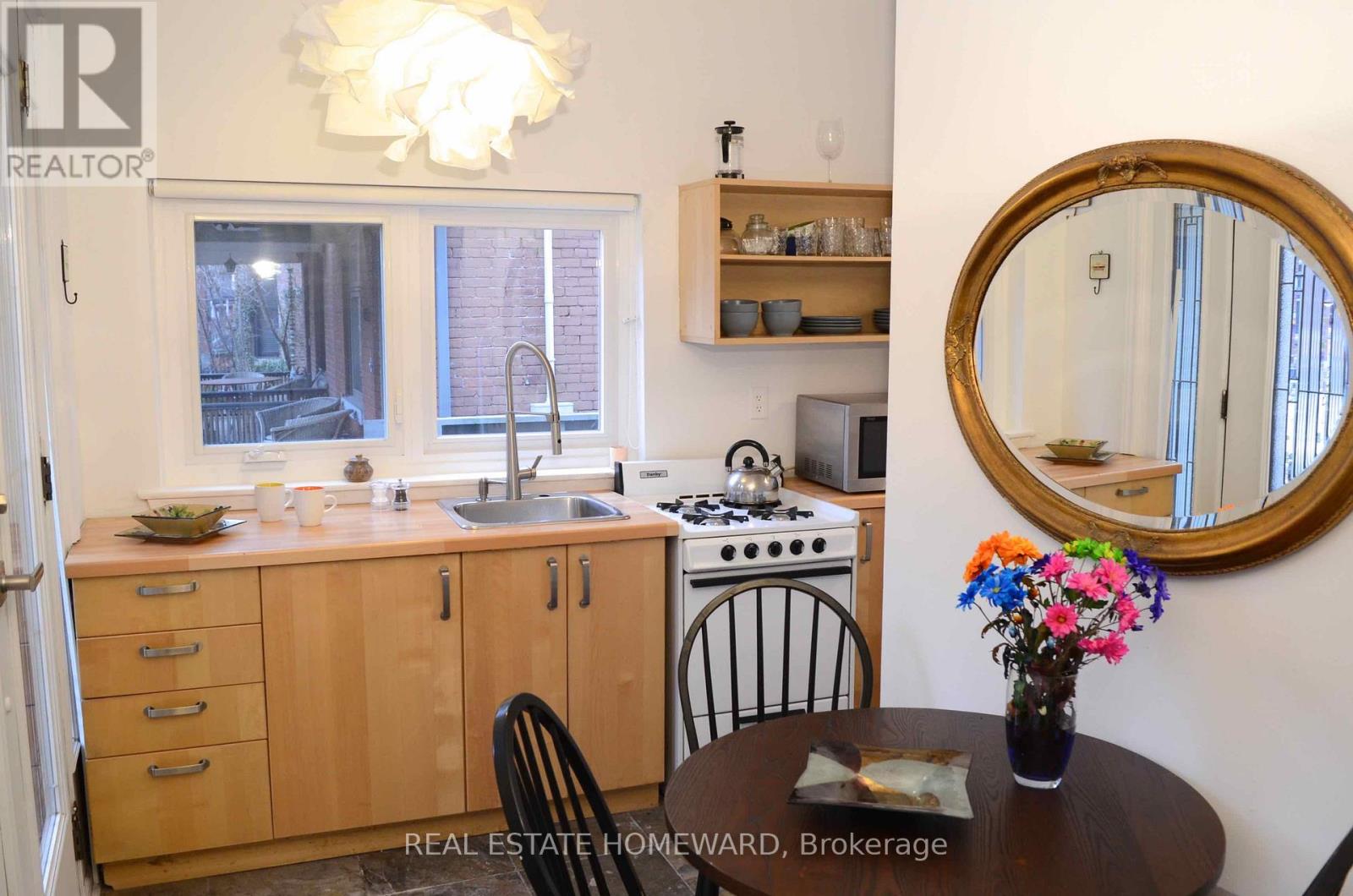 A1 - 426 Markham Street, Toronto, Ontario  M6G 2L2 - Photo 14 - C13095884