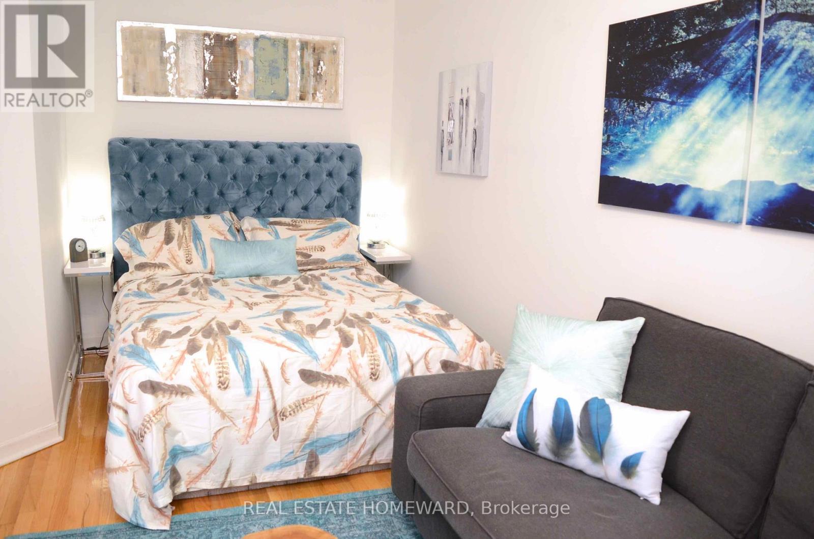 A1 - 426 Markham Street, Toronto, Ontario  M6G 2L2 - Photo 2 - C13095884