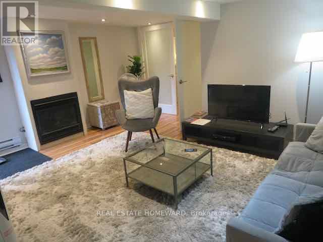 175 Euclid Avenue, Toronto, Ontario  M6J 2J8 - Photo 2 - C13095978
