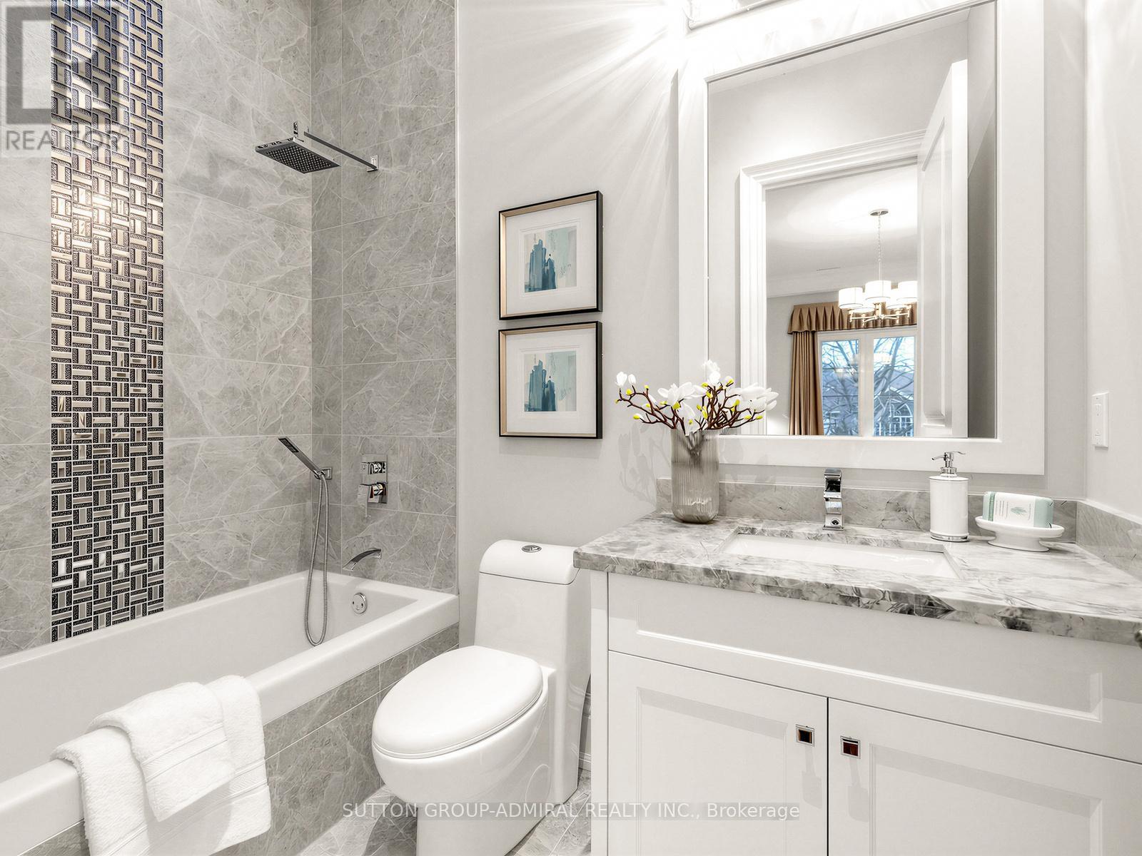 5 Lloydminster Crescent, Toronto, Ontario  M2M 2R9 - Photo 41 - C13096112