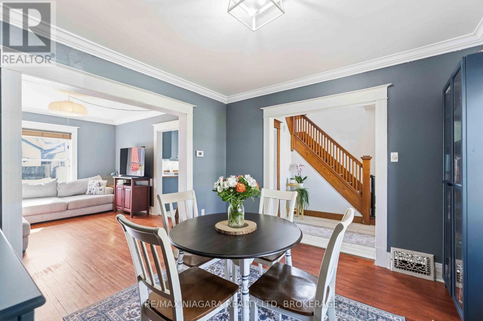52 Berryman Avenue, St. Catharines, Ontario  L2R 3W9 - Photo 5 - X13095904