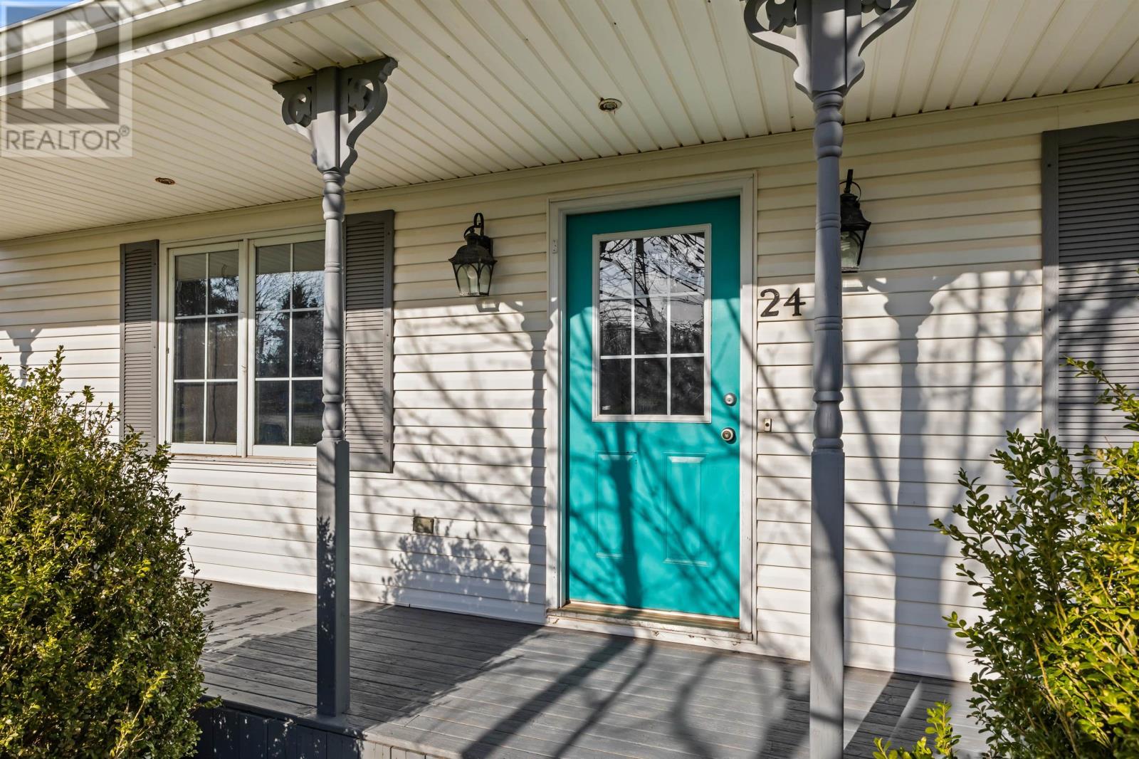 24 Sobey Drive, Cornwall, Prince Edward Island  C0A 1H0 - Photo 5 - 202610051