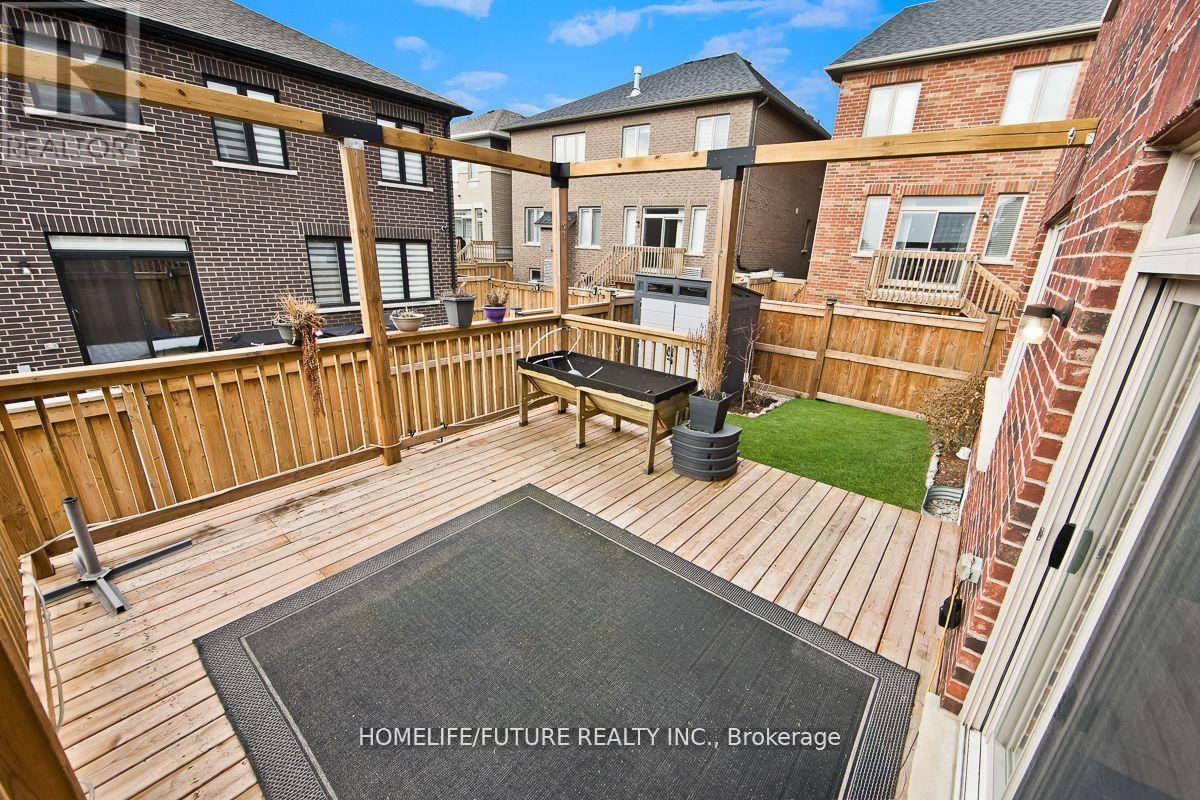 1193 Enchanted Crescent, Pickering, Ontario  L1X 0H1 - Photo 21 - E13095700
