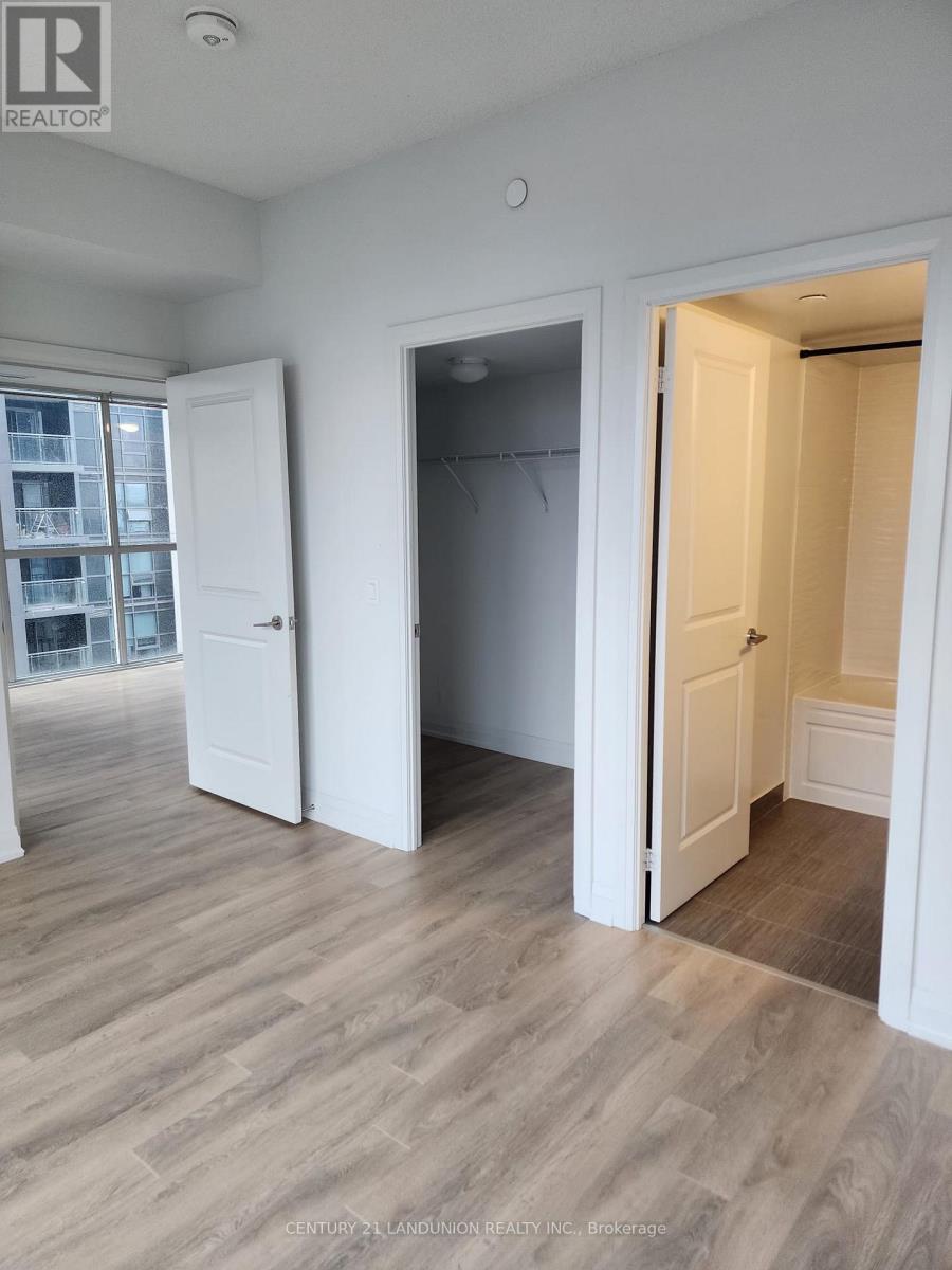 1909 - 20 Meadowglen Place, Toronto, Ontario  M1G 0A9 - Photo 17 - E13095786