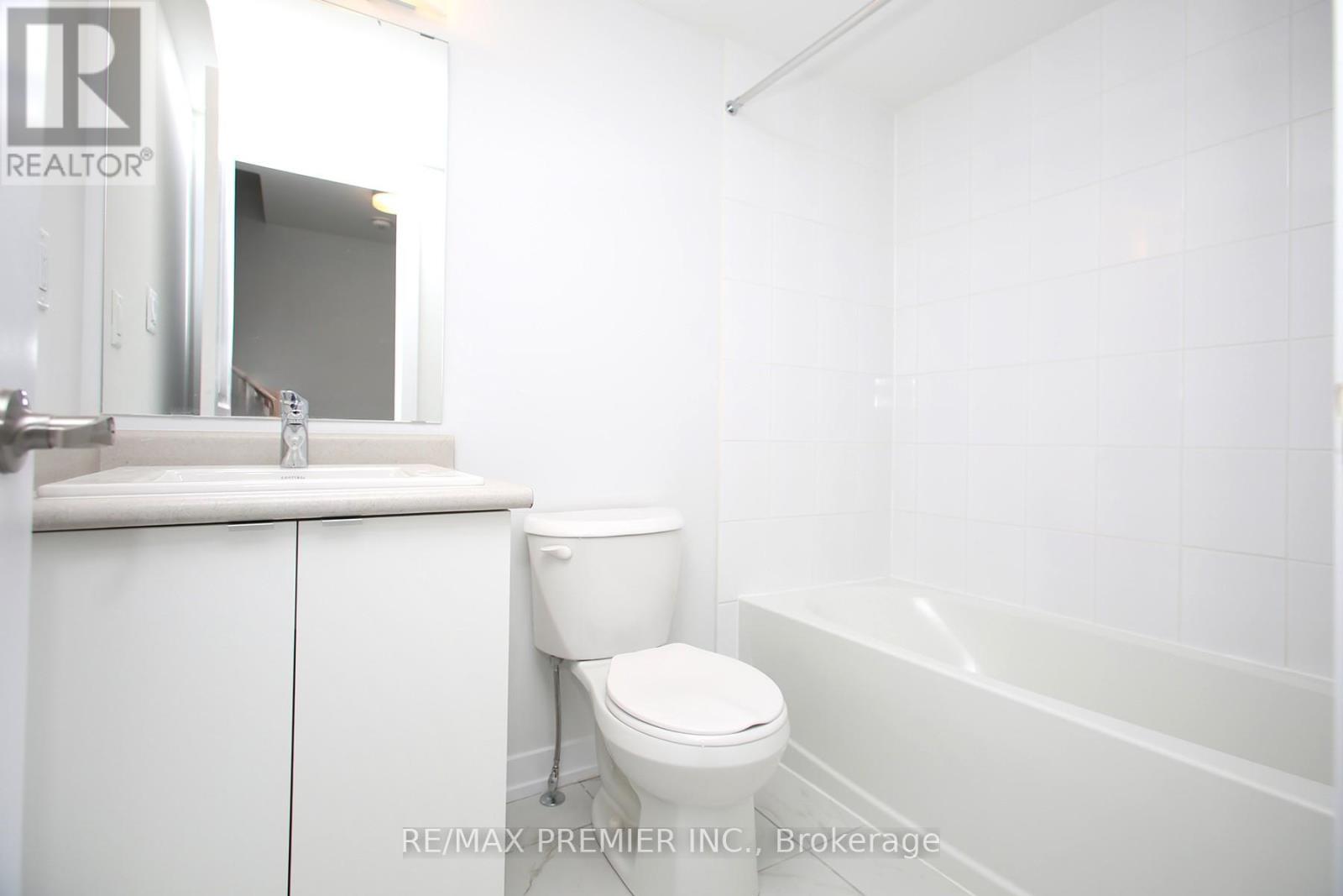 73 Akil Thomas Gardens, Toronto, Ontario  M1P 0G3 - Photo 12 - E13095880