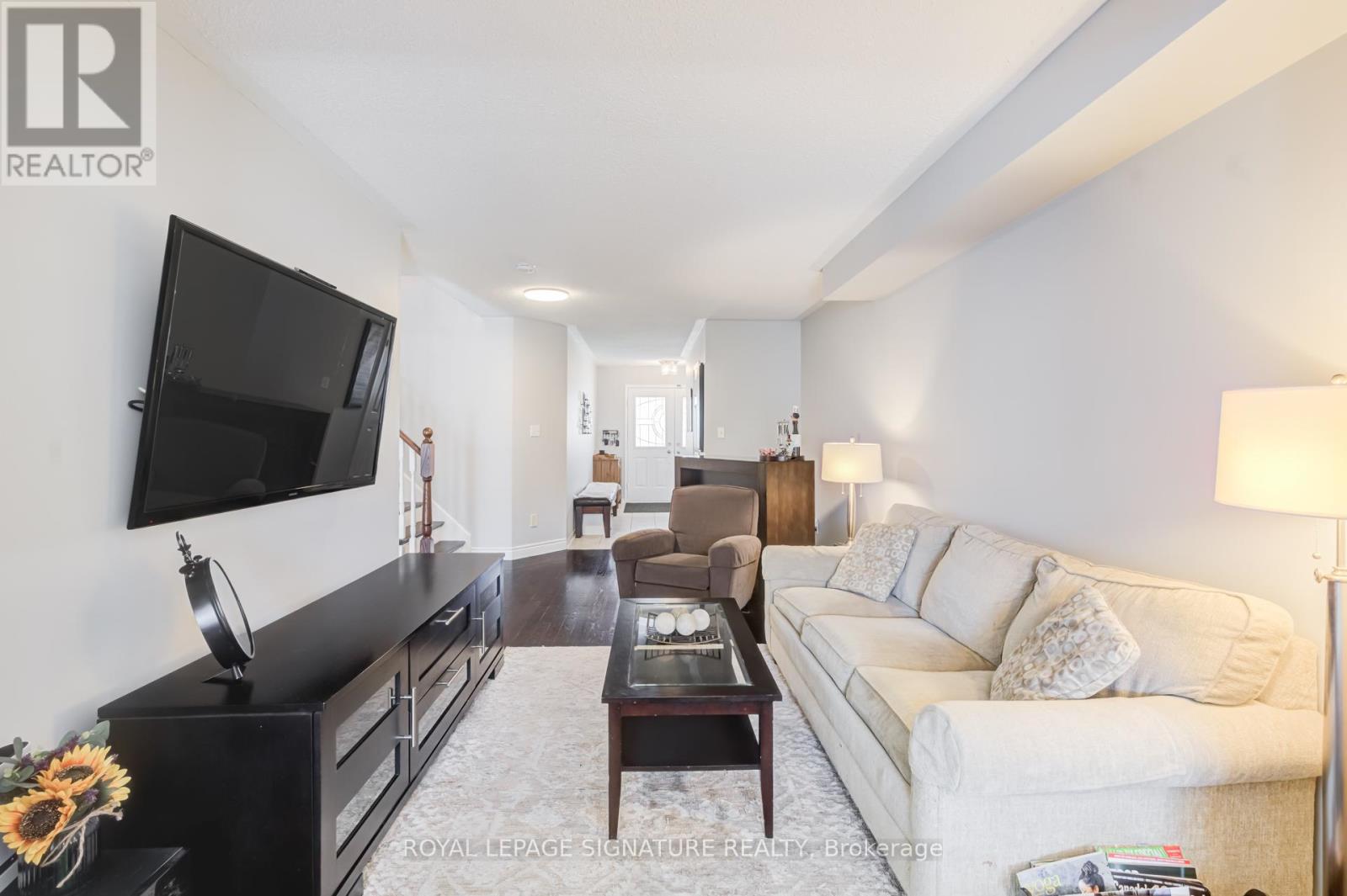 25 Beadle Drive, Ajax, Ontario  L1S 7P1 - Photo 9 - E13095940