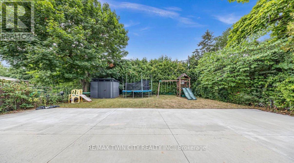 962 Midland Avenue, Toronto, Ontario  M1K 4G3 - Photo 6 - E13096064