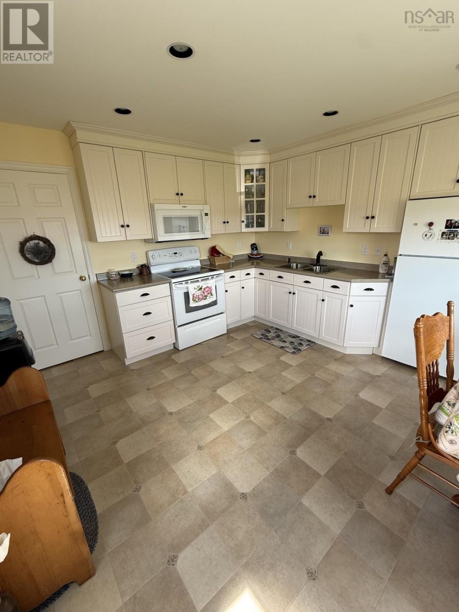 536 Pomquet Cove Road, Pomquet, Nova Scotia  B2G 2L4 - Photo 8 - 202529321