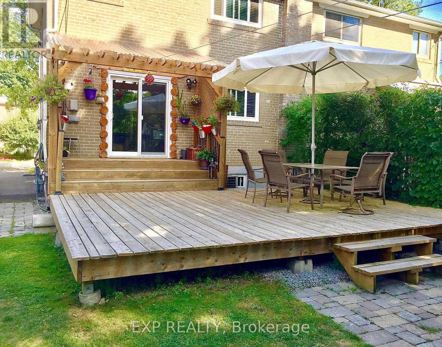 28 Bailey Crescent, Aurora, Ontario  L4G 2B3 - Photo 7 - N13095746