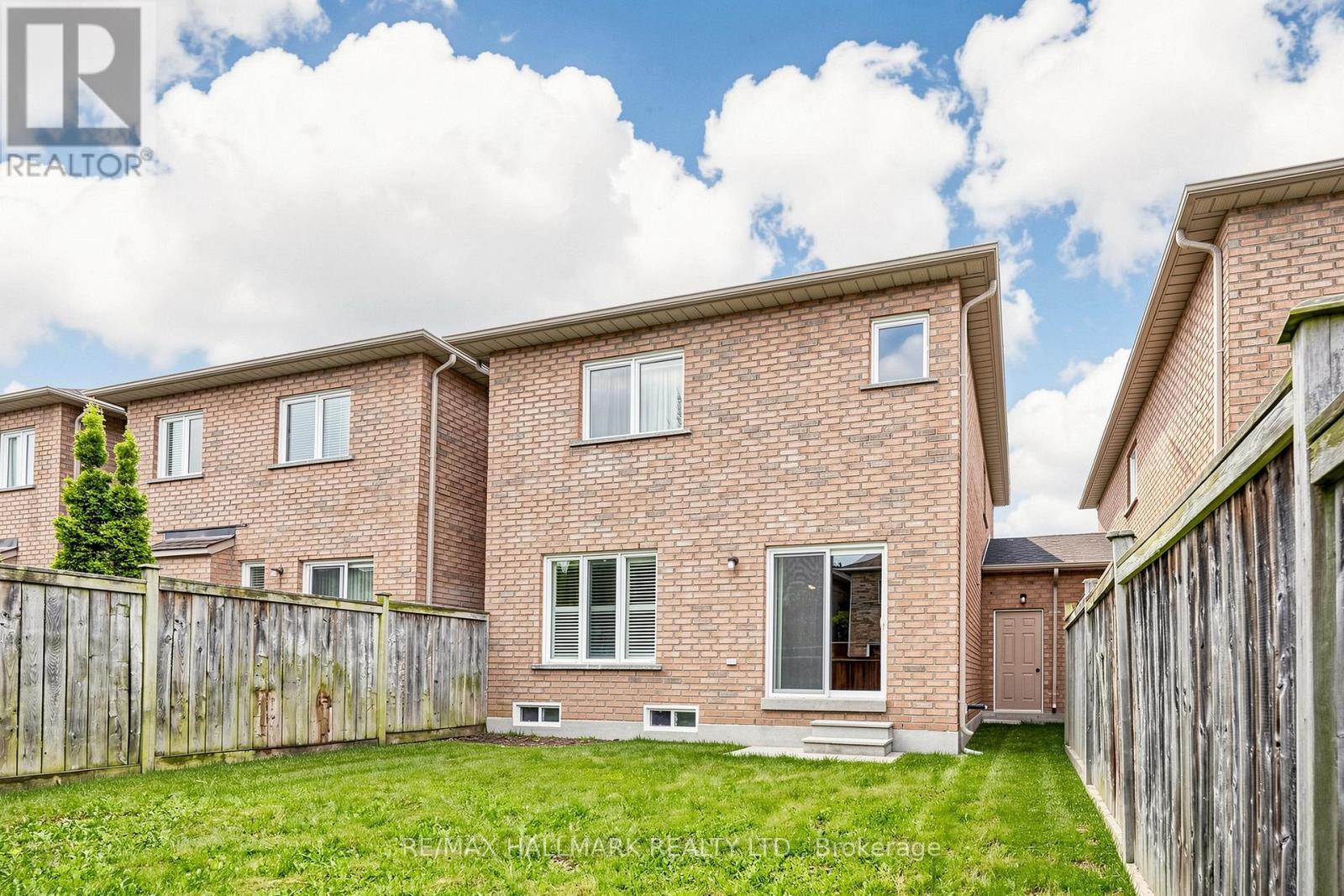 72 Walkview Crescent, Richmond Hill, Ontario  L4E 4H6 - Photo 22 - N13095902