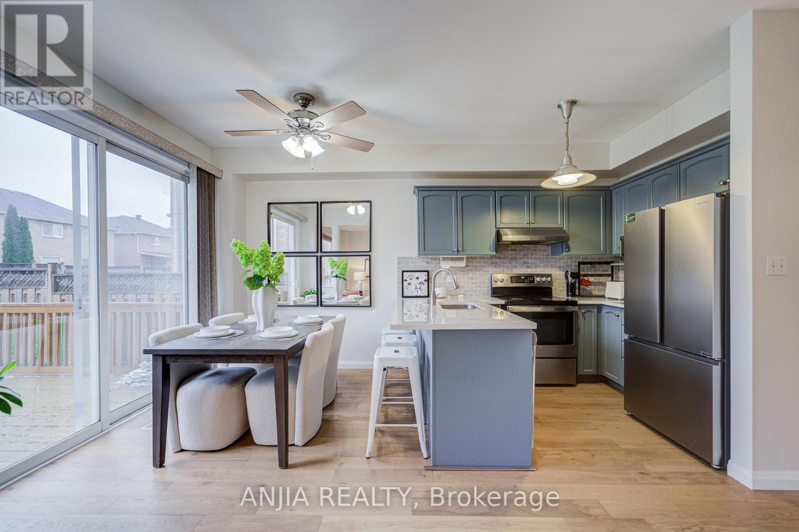 51 Oxfordshire Street, Markham, Ontario  L6C 2Z8 - Photo 15 - N13095984