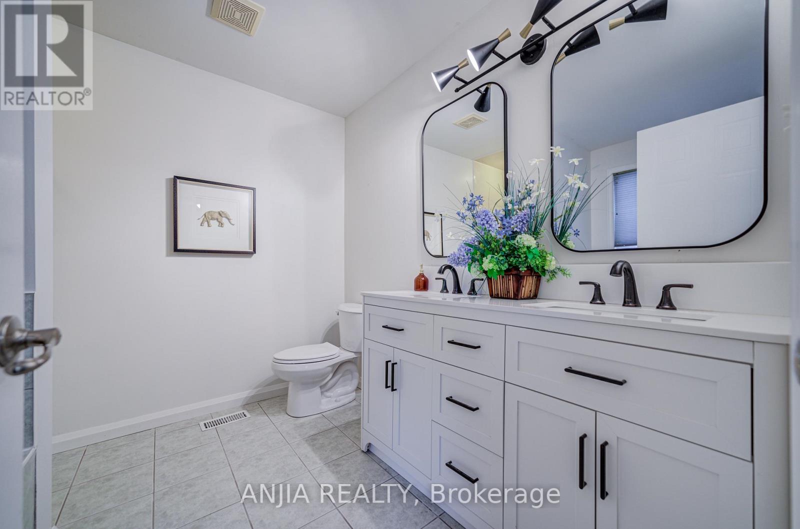 51 Oxfordshire Street, Markham, Ontario  L6C 2Z8 - Photo 29 - N13095984