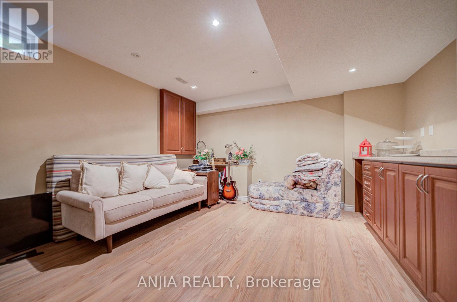 51 Oxfordshire Street, Markham, Ontario  L6C 2Z8 - Photo 40 - N13095984