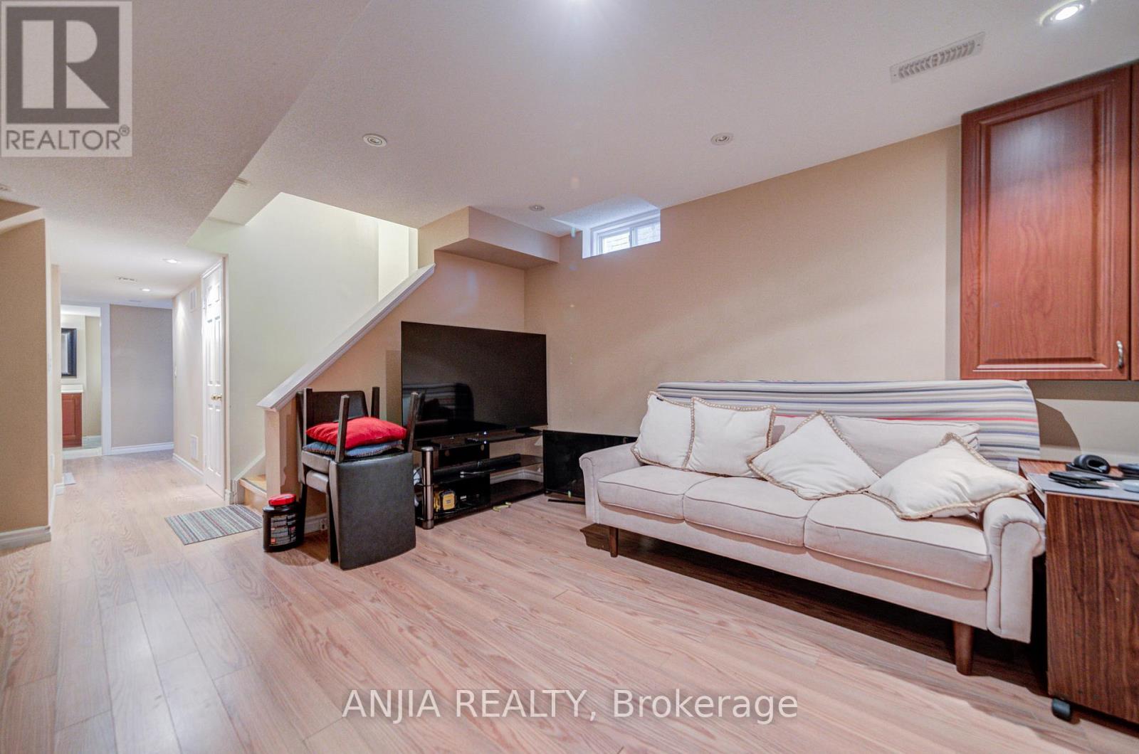 51 Oxfordshire Street, Markham, Ontario  L6C 2Z8 - Photo 41 - N13095984