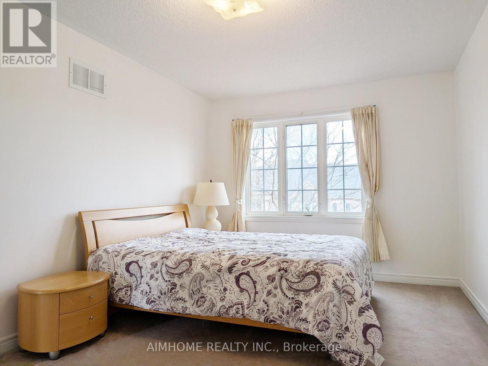 74 Sunway Square, Markham, Ontario  L3P 7X5 - Photo 22 - N13096002