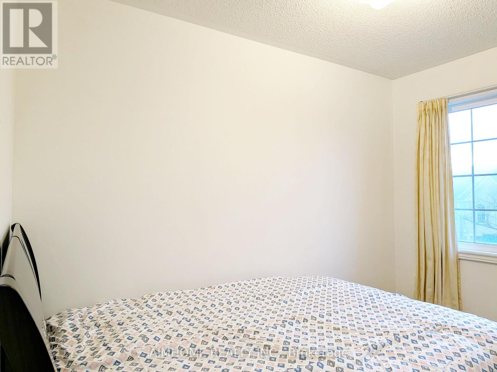 74 Sunway Square, Markham, Ontario  L3P 7X5 - Photo 29 - N13096002