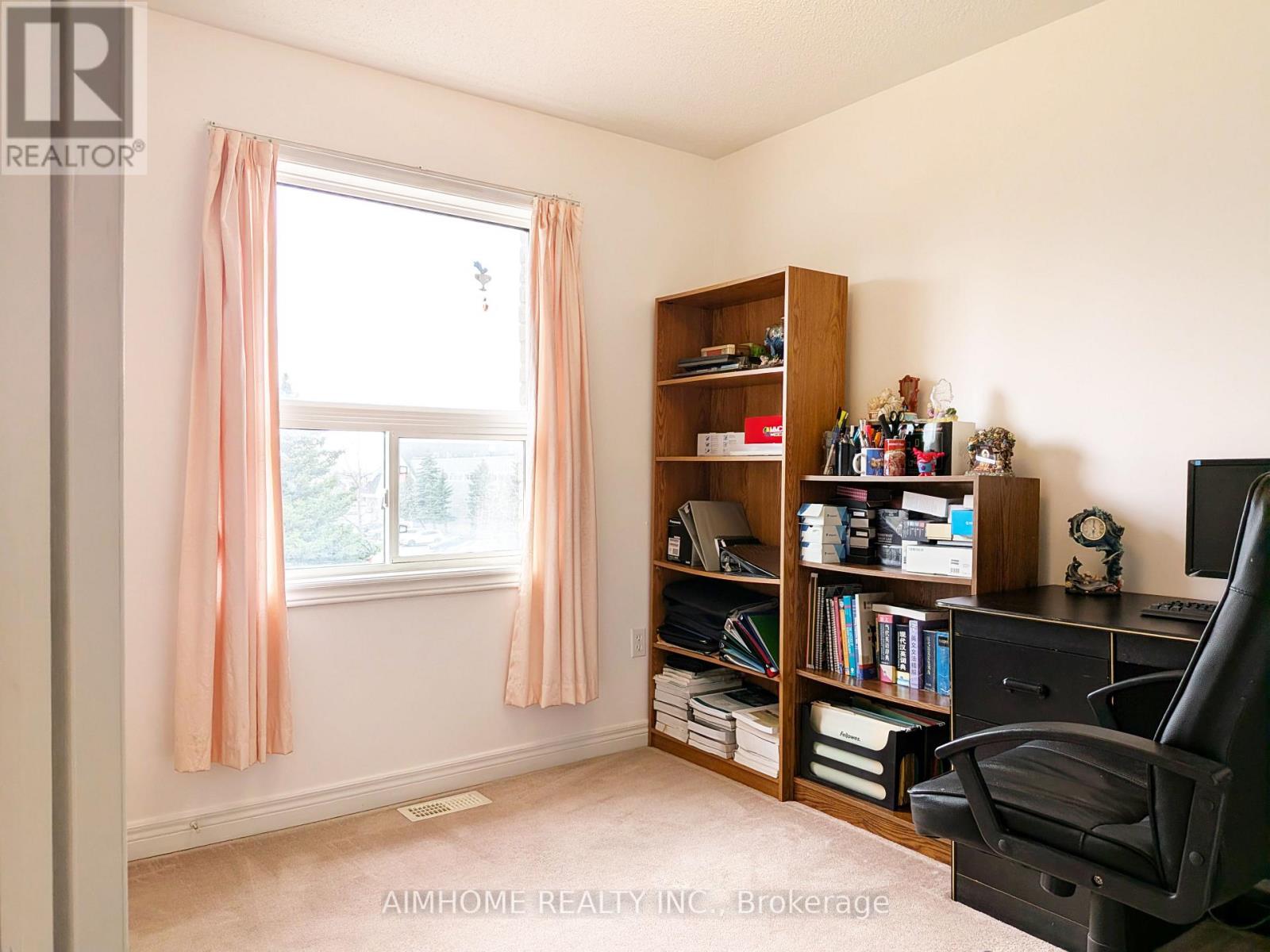 74 Sunway Square, Markham, Ontario  L3P 7X5 - Photo 36 - N13096002