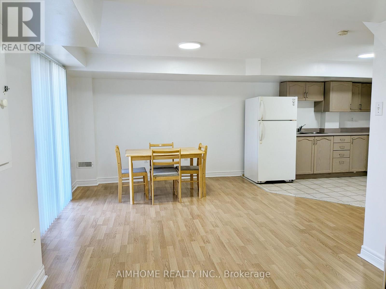 74 Sunway Square, Markham, Ontario  L3P 7X5 - Photo 40 - N13096002