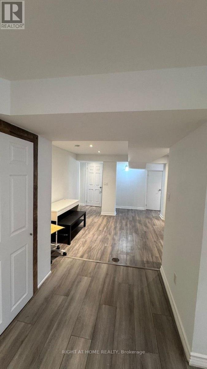 58 Foreht (Basement) Crescent, Aurora, Ontario  L4G 3E8 - Photo 3 - N13096026