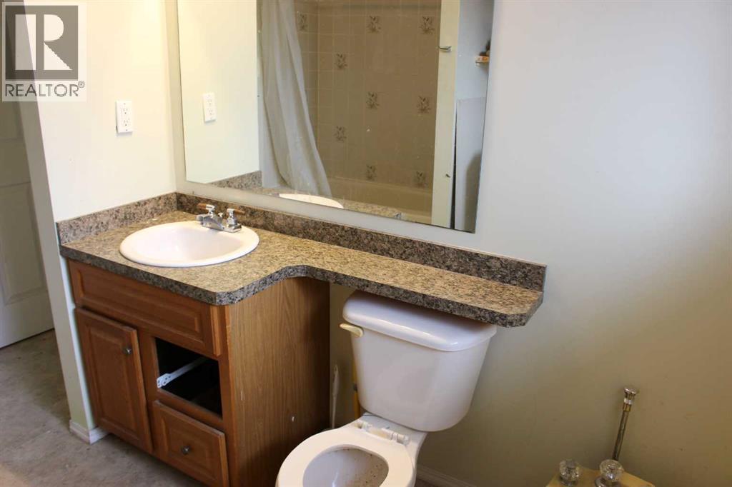 241 Crescent Avenue, Picture Butte, Alberta  T0K 1V0 - Photo 21 - A2299979