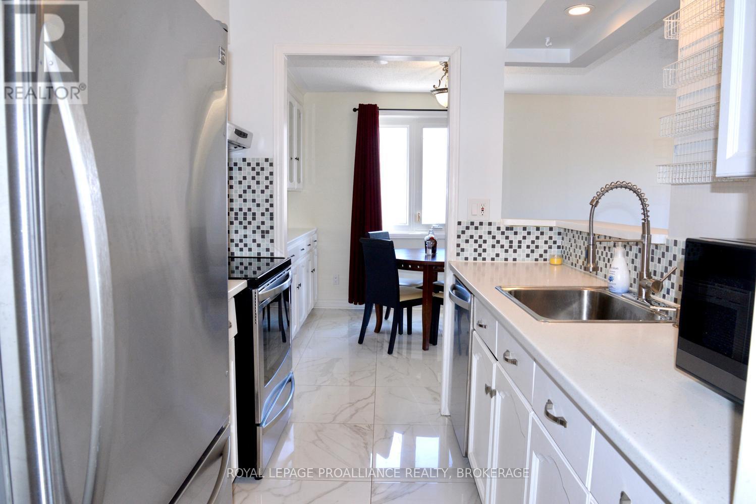 203 - 315 Regent Street, Kingston, Ontario  K7L 4K7 - Photo 3 - X13095826