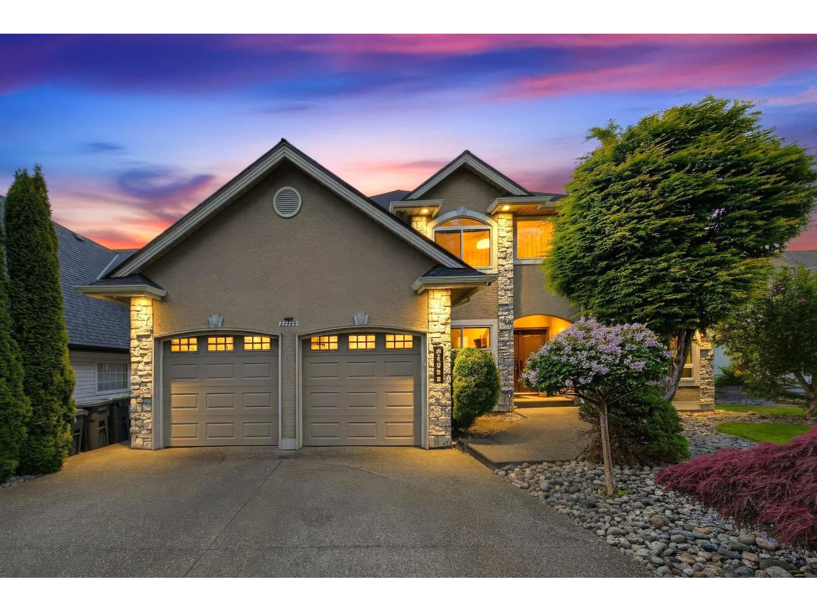 21555 47b Avenue, Langley, British Columbia  V3A 9G7 - Photo 2 - R3120445