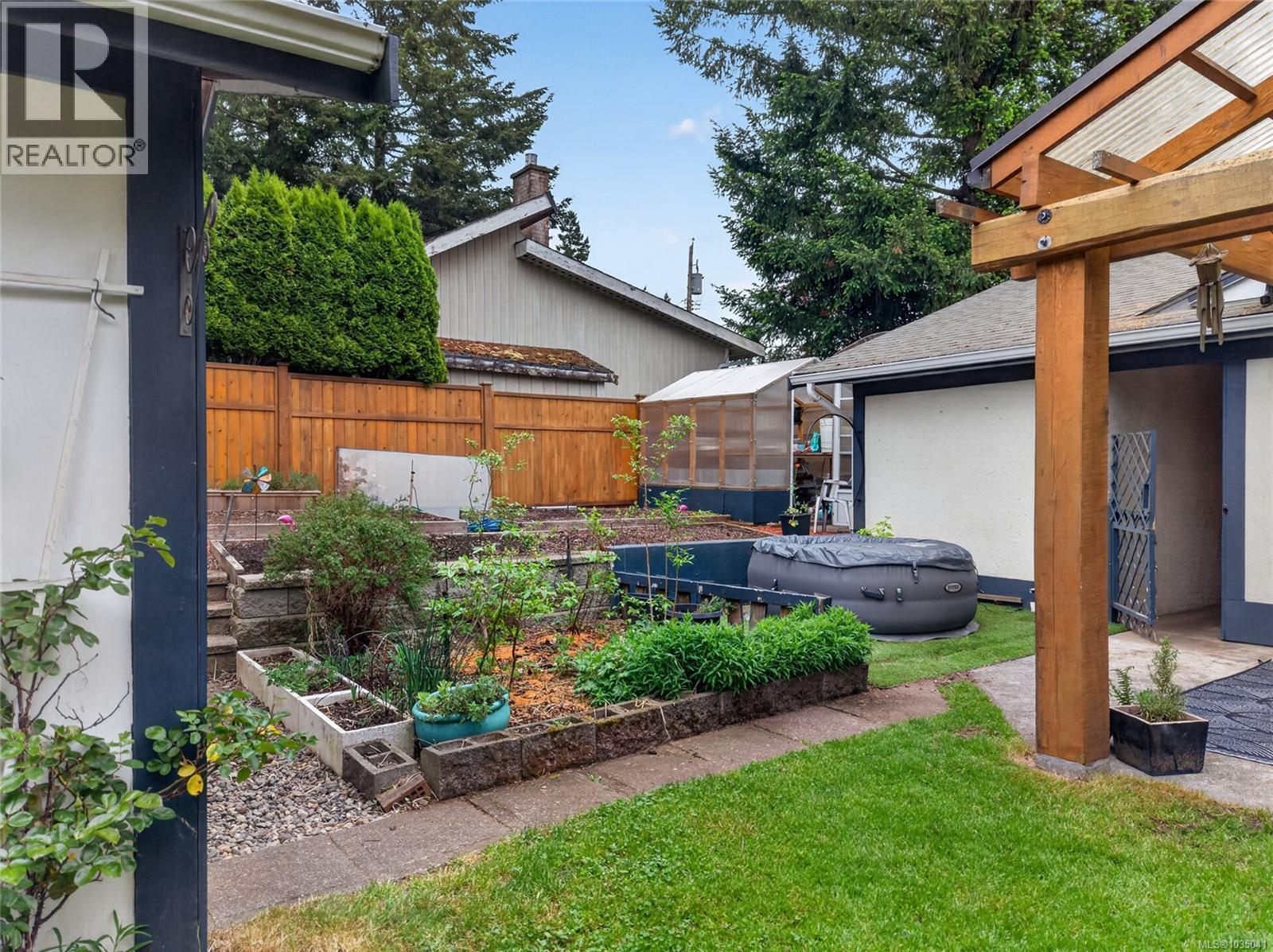 1404 Albatross Ave, Comox, British Columbia  V9M 3B2 - Photo 31 - 1035041