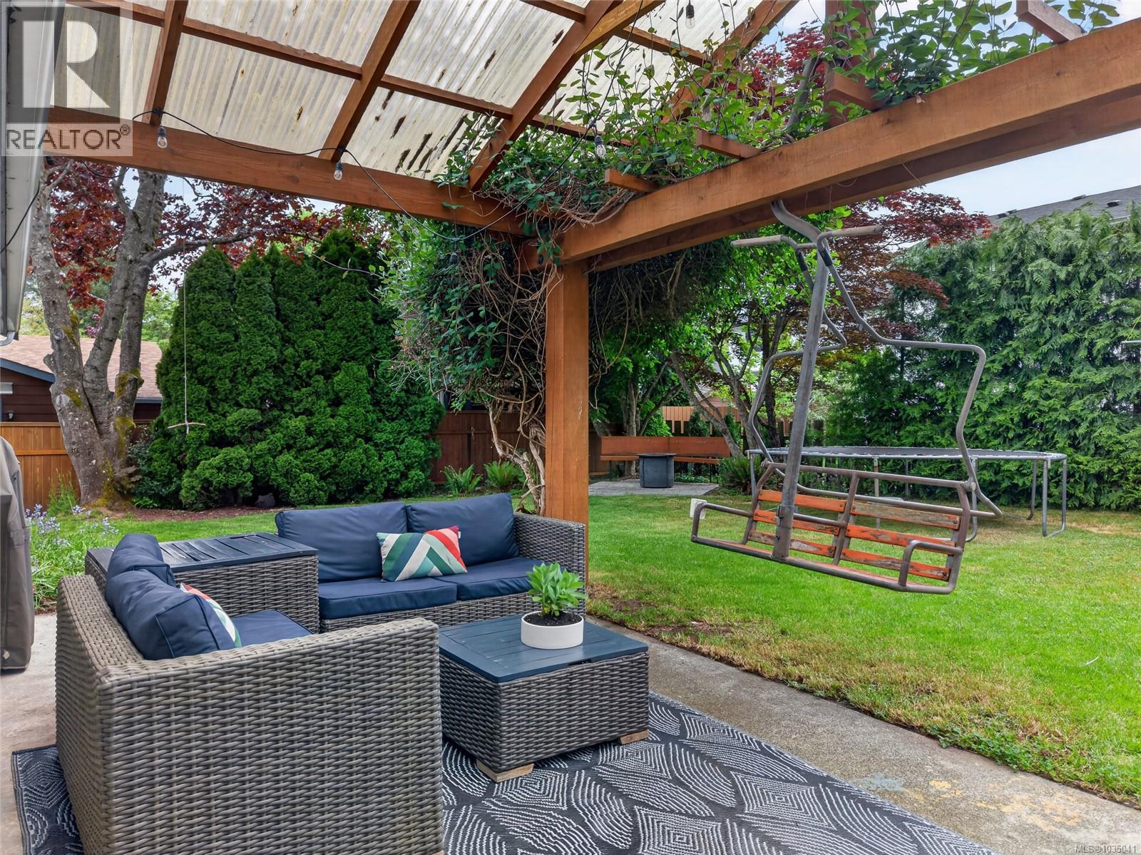 1404 Albatross Ave, Comox, British Columbia  V9M 3B2 - Photo 8 - 1035041