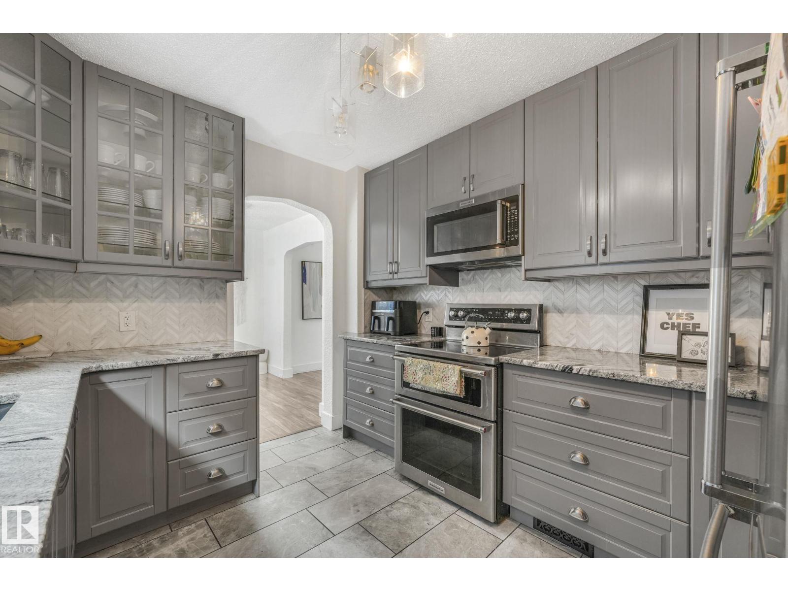 12729 108 Av Nw, Edmonton, Alberta  T5M 2B8 - Photo 10 - E4486198