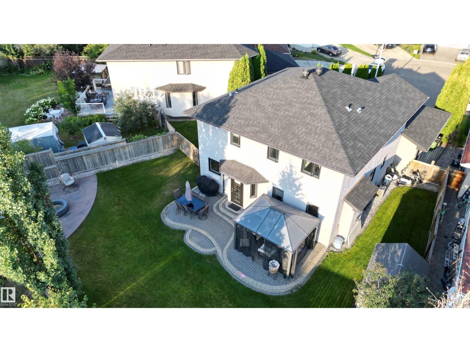 8407 160 Av Nw, Edmonton, Alberta  T5Z 3E6 - Photo 3 - E4486201