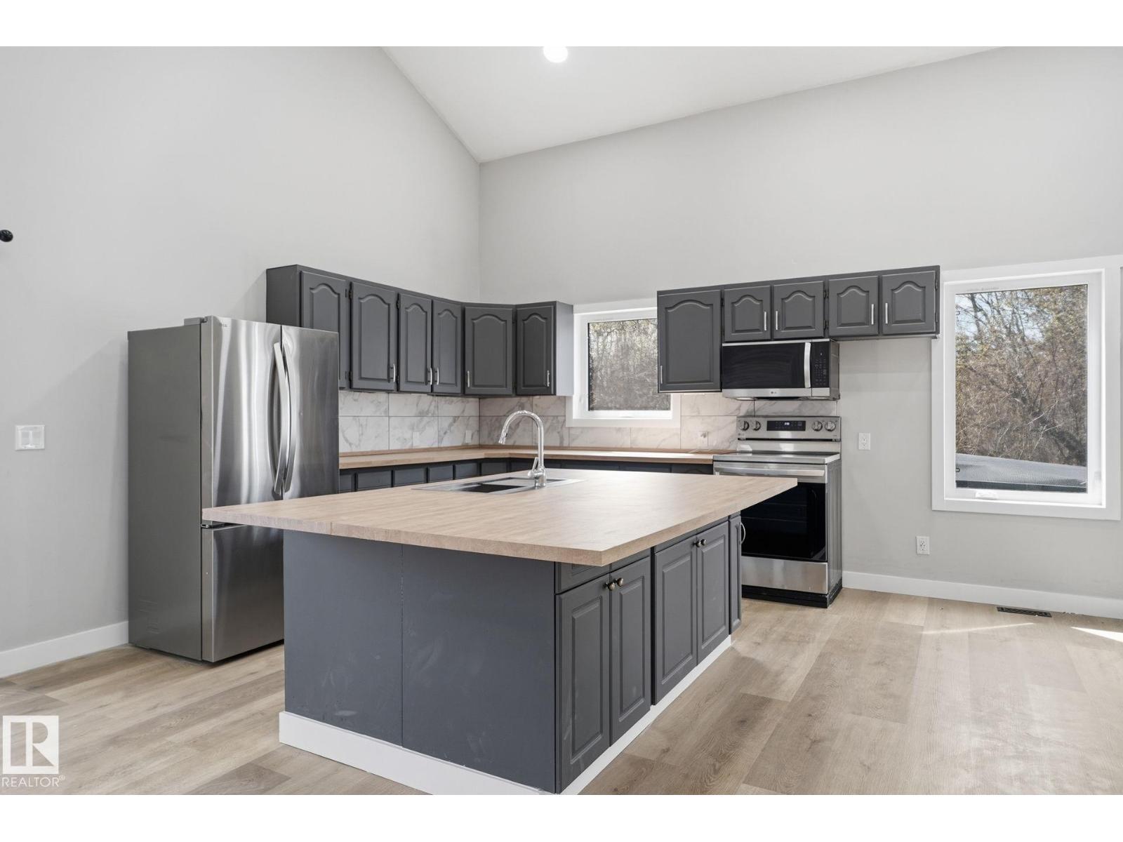 213 2 Av, Rural Wetaskiwin County, Alberta  T0C 1X0 - Photo 8 - E4486199