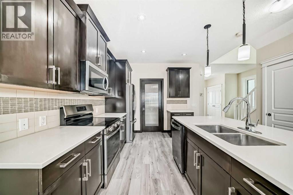 437 Redstone Grove NE, Calgary, Alberta  T3N 0T7 - Photo 8 - A2288053