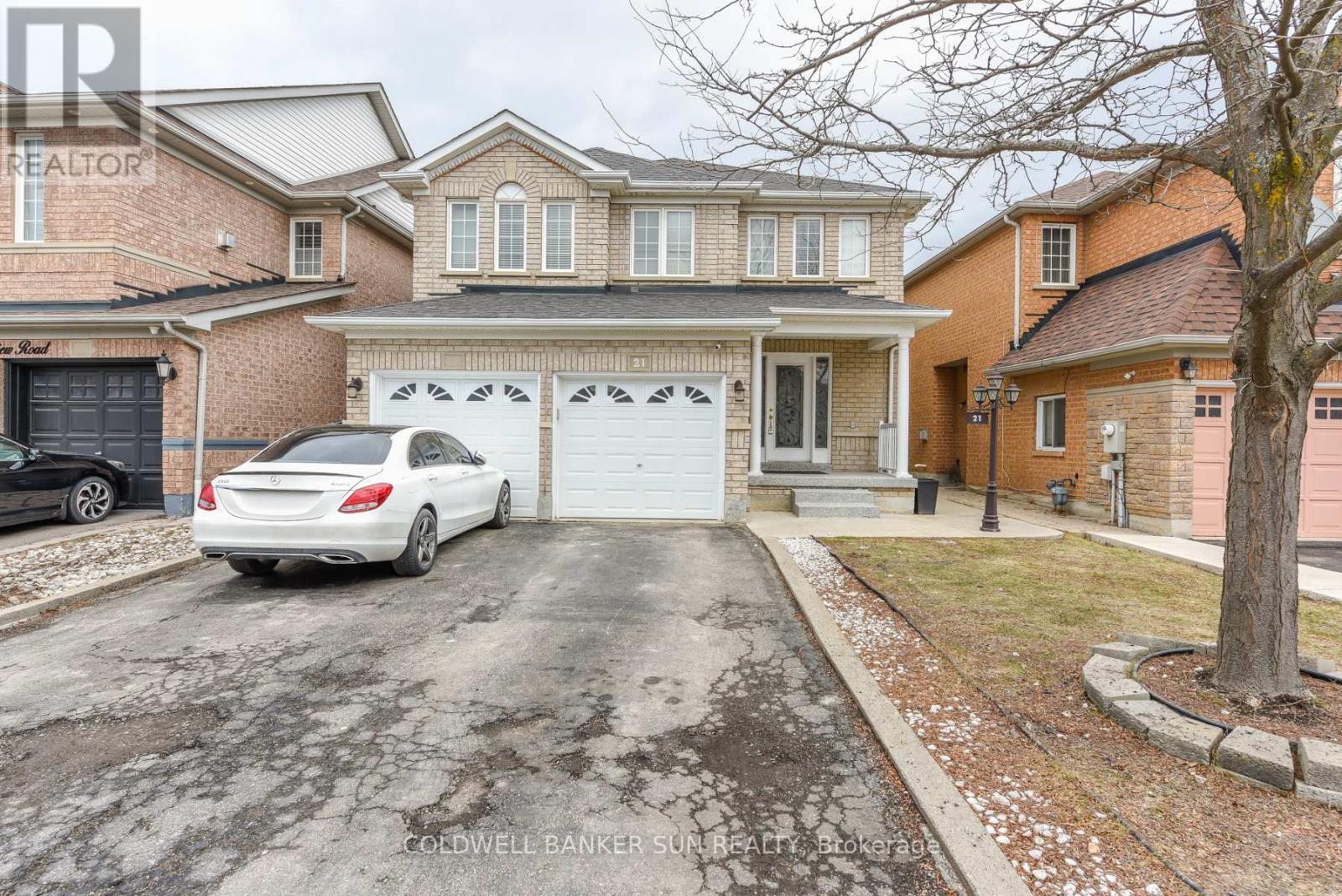21 Sunnyview Road, Brampton, Ontario  L7A 3E4 - Photo 3 - W13095634