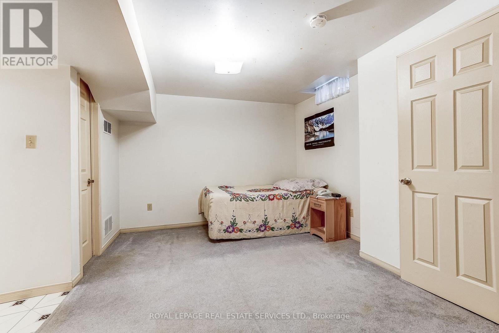 4217 Schneider Court, Mississauga, Ontario  L5B 3N8 - Photo 35 - W13095660