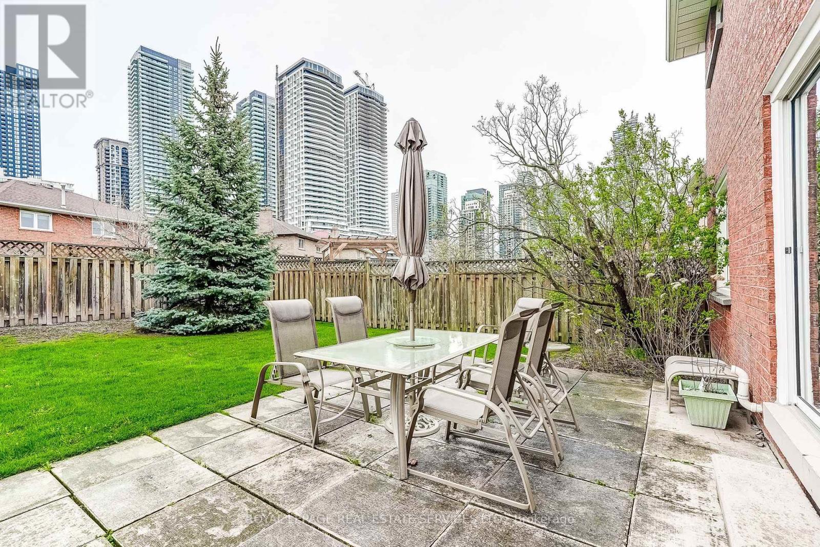 4217 Schneider Court, Mississauga, Ontario  L5B 3N8 - Photo 40 - W13095660