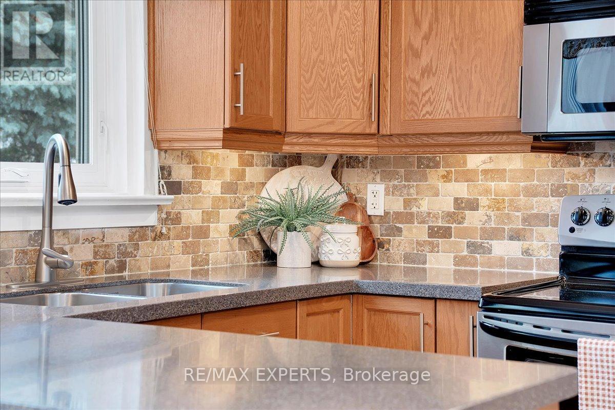239 Mill Road, Toronto, Ontario  M9C 1Y3 - Photo 20 - W13095722