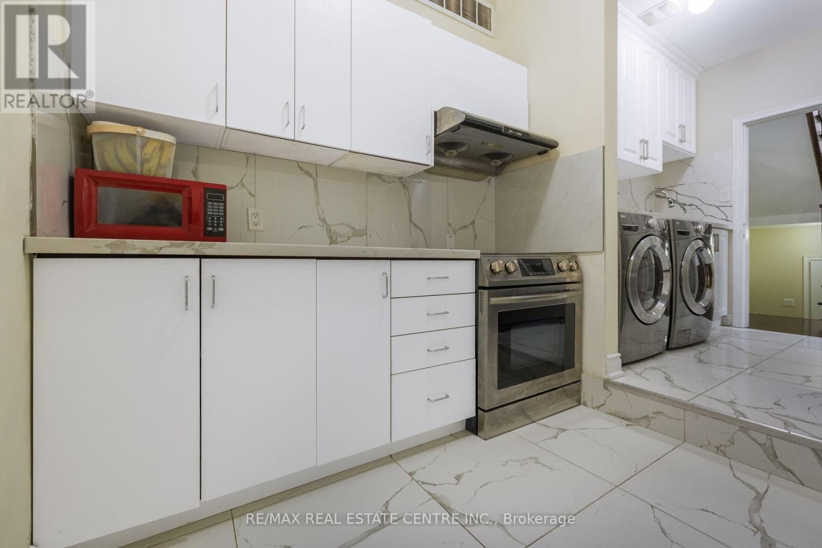 23 Addiscott Street, Brampton, Ontario  L6R 0Y2 - Photo 19 - W13095750