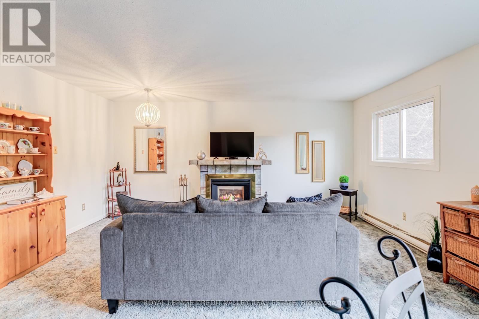 97 Kingham Road, Halton Hills, Ontario  L7J 1S3 - Photo 5 - W13095838