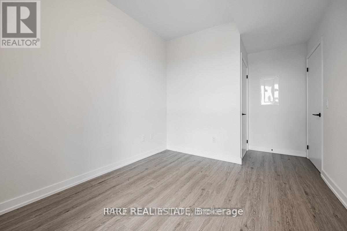 415 - 2300 St Clair Avenue W, Toronto, Ontario  M6N 0B3 - Photo 11 - W13095848
