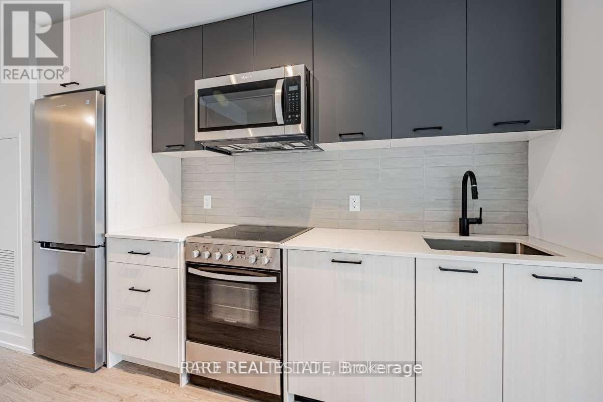 415 - 2300 St Clair Avenue W, Toronto, Ontario  M6N 0B3 - Photo 6 - W13095848