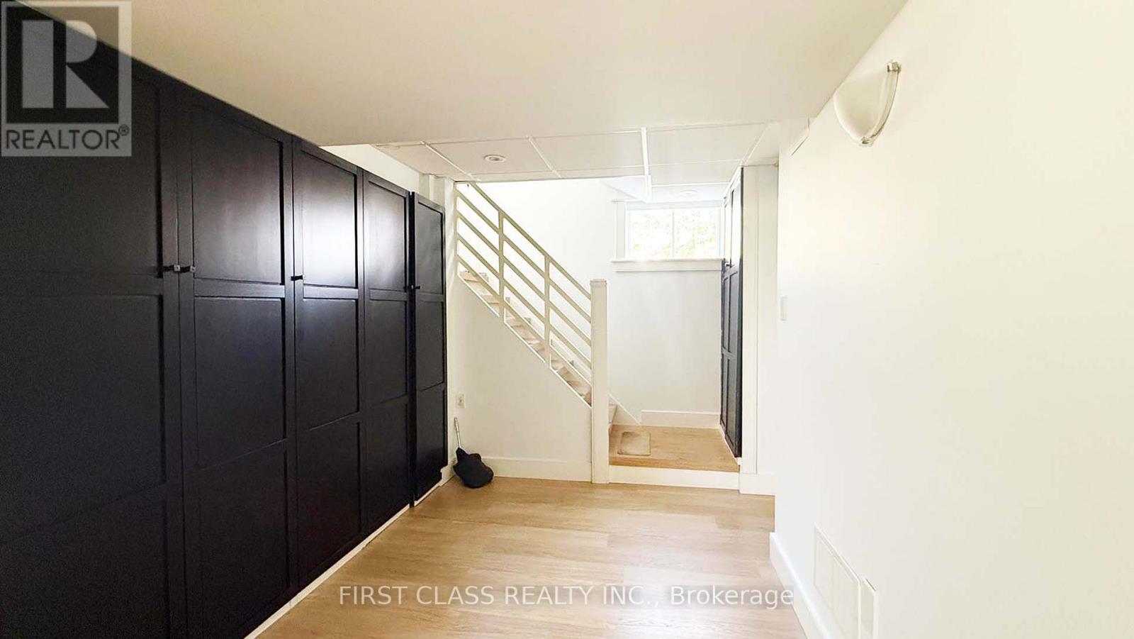 1379 Willowdown Road, Oakville, Ontario  L6L 1X2 - Photo 20 - W13095910