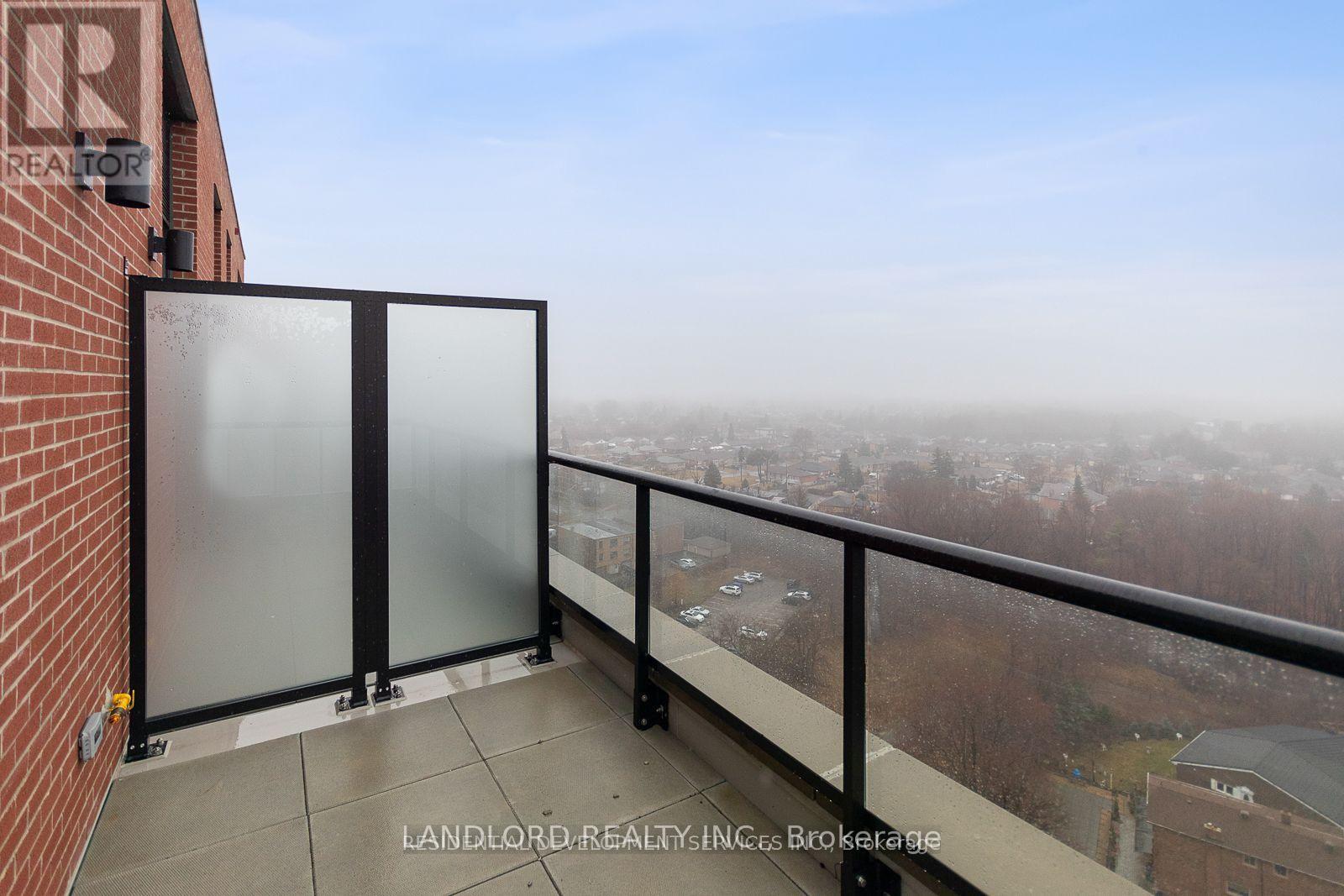 1210 - 3100 Keele Street, Toronto, Ontario  M3M 0E1 - Photo 11 - W13095918