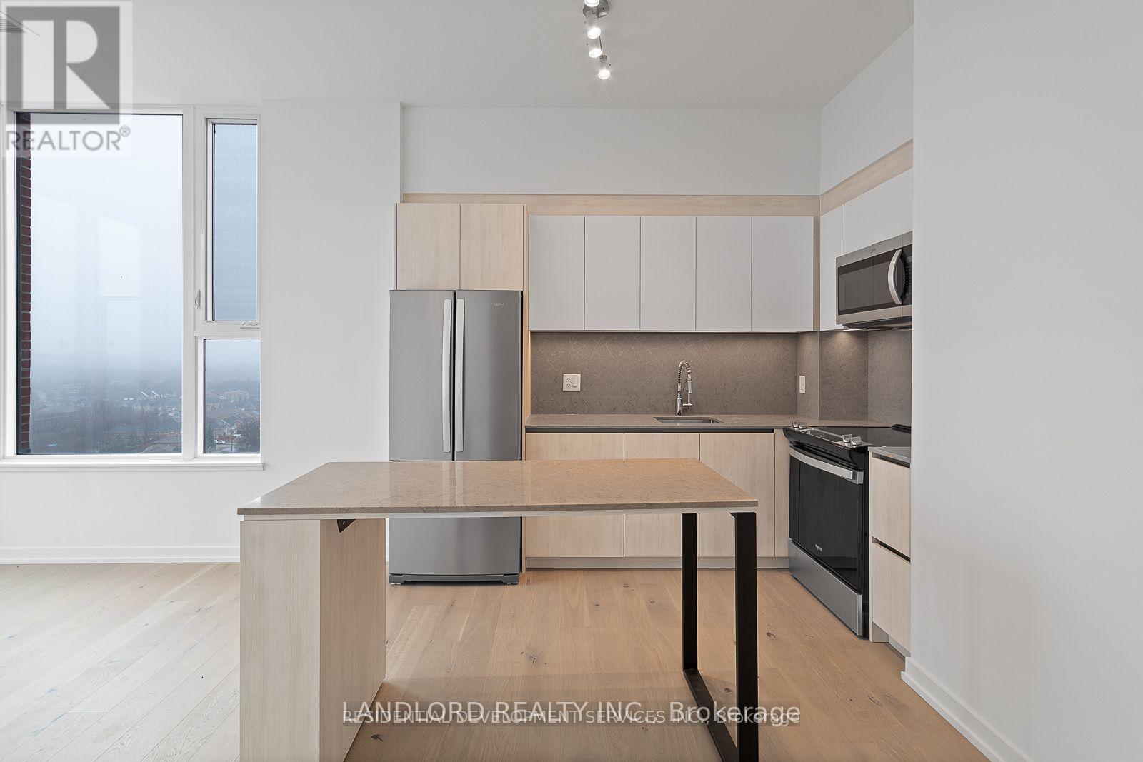1210 - 3100 Keele Street, Toronto, Ontario  M3M 0E1 - Photo 3 - W13095918