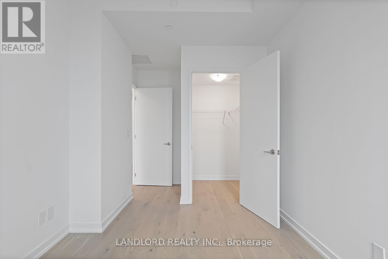 1210 - 3100 Keele Street, Toronto, Ontario  M3M 0E1 - Photo 9 - W13095918