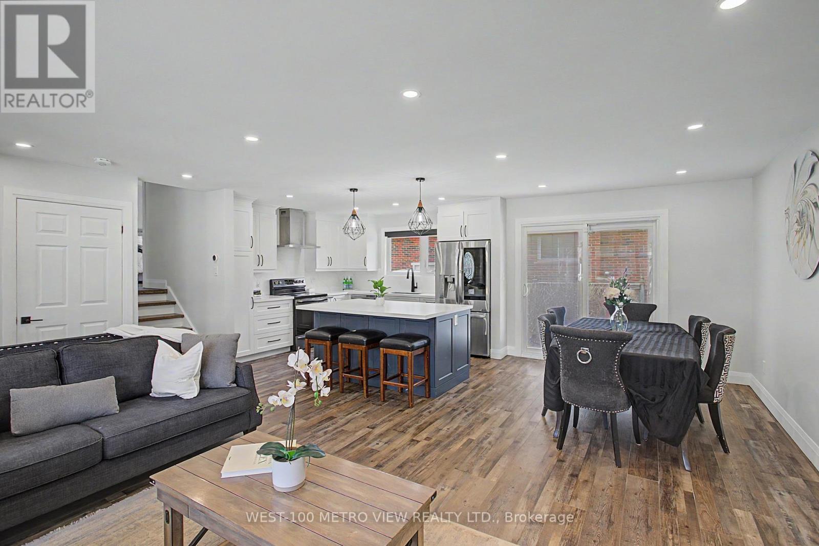 2144 Sandringham Drive, Burlington, Ontario  L7P 1T9 - Photo 6 - W13095920