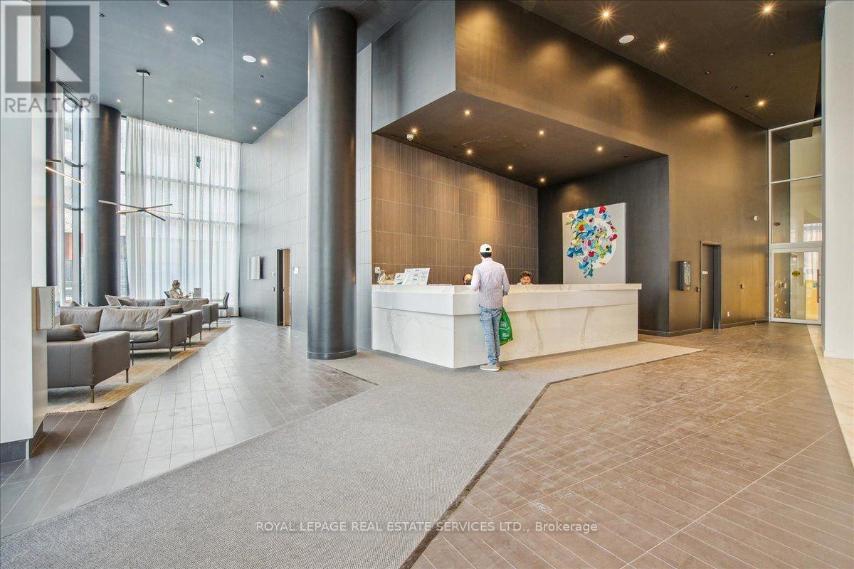 3003 - 3900 Confederation Parkway, Mississauga, Ontario  L5B 0M3 - Photo 19 - W13095990