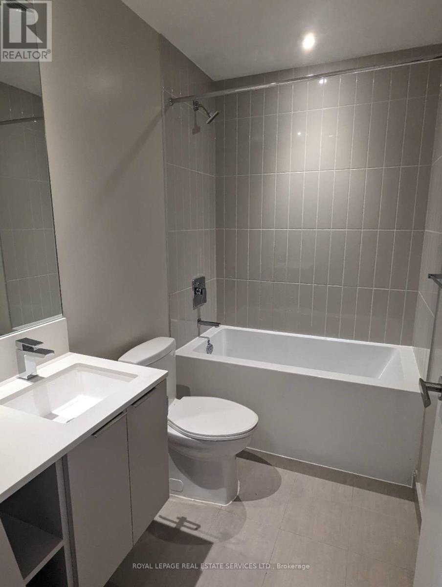 3003 - 3900 Confederation Parkway, Mississauga, Ontario  L5B 0M3 - Photo 5 - W13095990