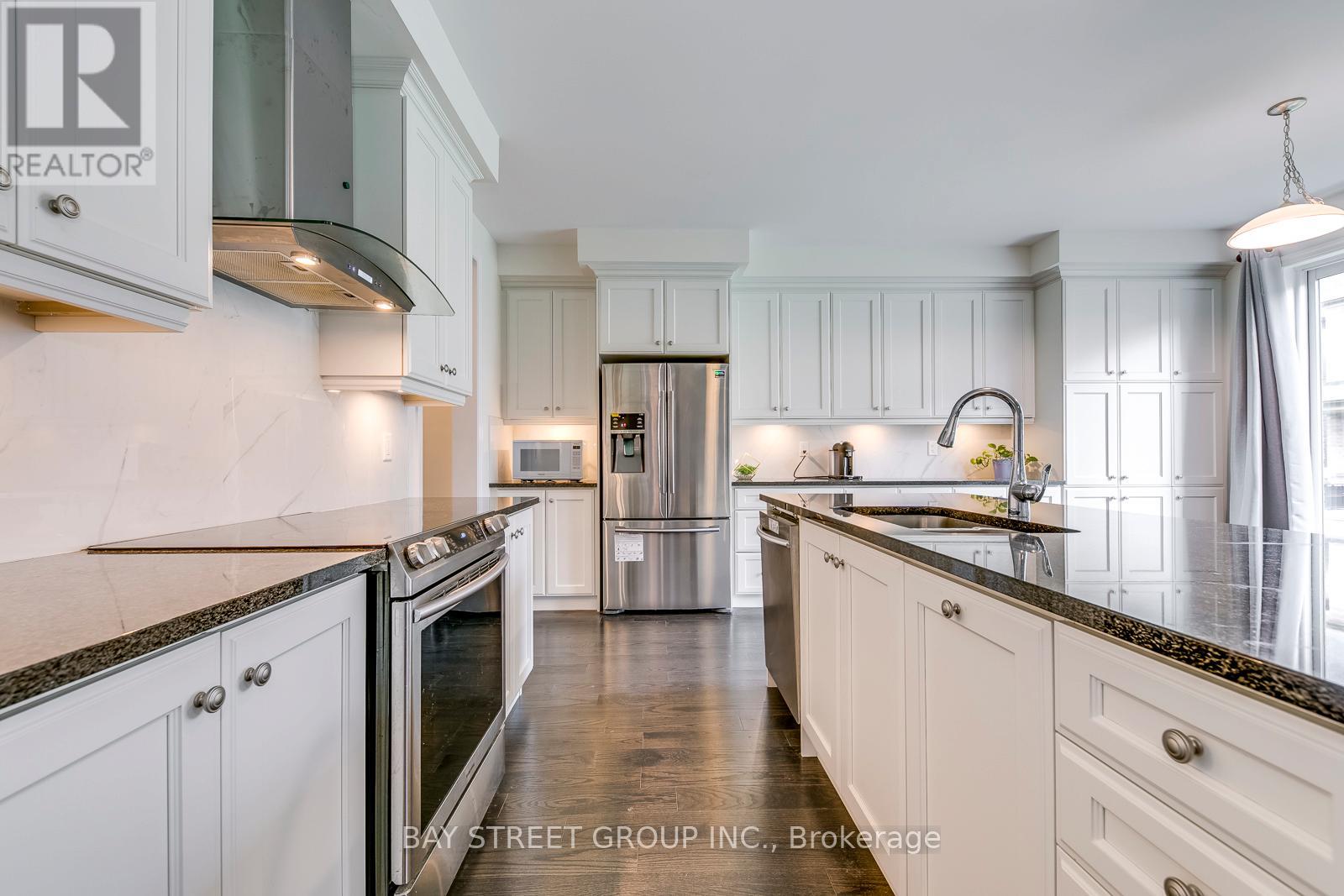 366 Harold Dent Trail, Oakville, Ontario  L6M 0N3 - Photo 10 - W13096024